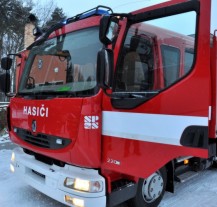 Nové zásahové vozy dostali dobrovolní hasiči z Bílé Hory a Doubravky