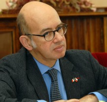 Francouzský velvyslanec navštívil plzeňskou radnici