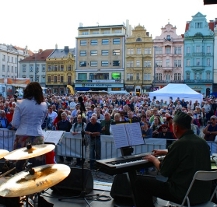 Hity Glenna Millera zakončily nedělní program Slavností svobody