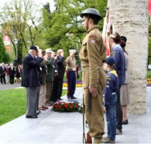 Vzpomínkový akt na náměstí Míru uctil oběti druhé světové války