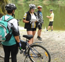 Na cykloprohlídky s průvodcem se mohou zájemci vydat i letos