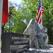 V Křimicích věnovali vzpomínku americkým letcům a občanům padlým v 1. a 2. světové válce