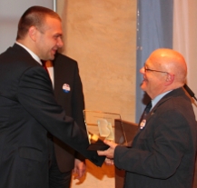 Primátor Baxa se stal držitelem ceny Stavitel mostů