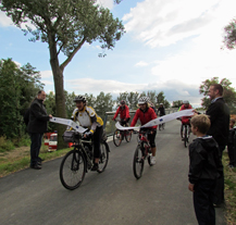 Lávka umožňuje nový přístup na Božkovský ostrov