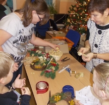 Výtěžek školního vánočního trhu potěší děti ortopedické kliniky 