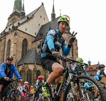 Plzní projeli cyklisté, oslavili den bez aut