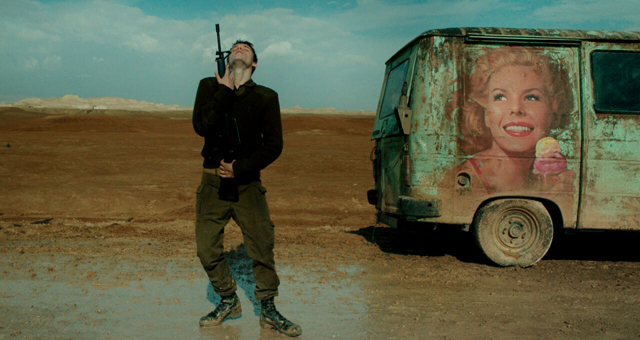 Foto z filmu Foxtrot