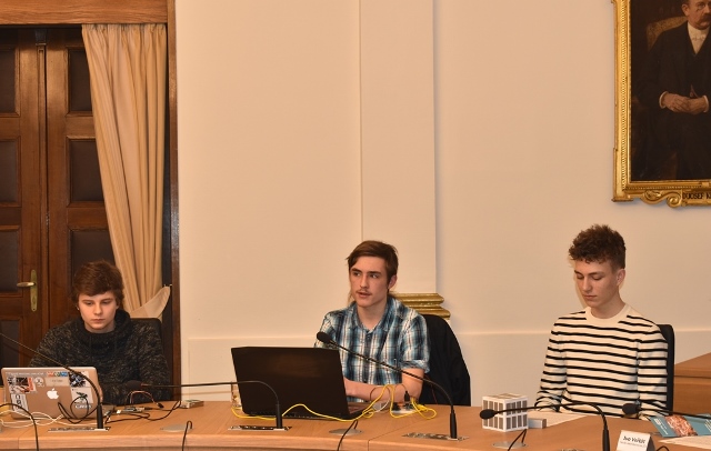 Foto z tiskové konference