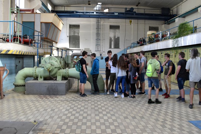 Žáci základní školy na prohlídce provozu Vodárny Plzeň (foto: A. Jarošová)