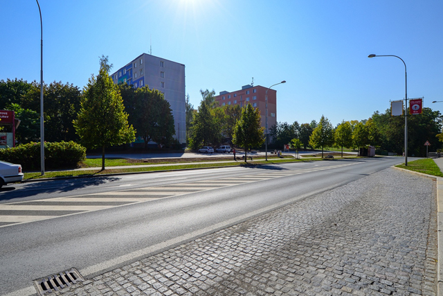 Budované parkoviště mezi ulicemi Revoluční a Pod Vrchem