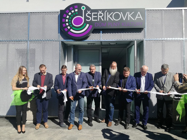 Otevření KD Šeříkovka (foto: L. Jarolím)