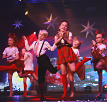 Celoroční sbírka Díky dětem vyvrcholila Kouzlem Vánoc