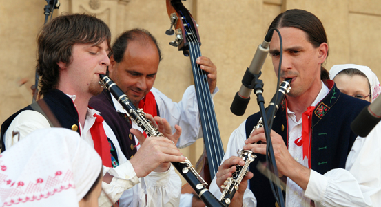 Patnáct žadatelů si rozdělí milion na podporu umělecké a kulturní činnosti