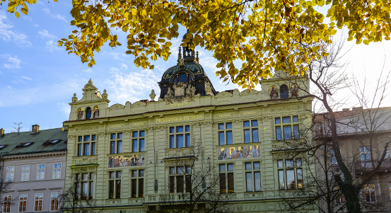 Hudba, kino i přednášky – takový je duben v Měšťanské besedě