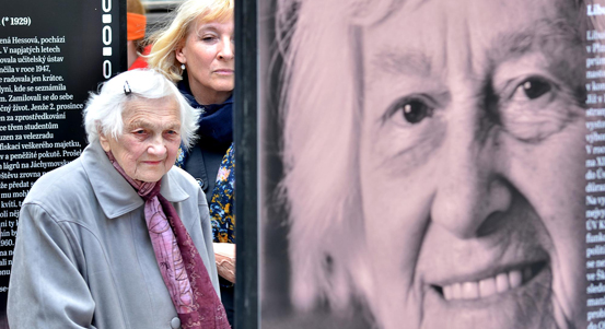 Dvacáté století očima žen přibližuje výstava