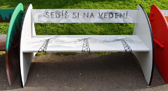 Plzeňské lavičky pomáhají potřebným