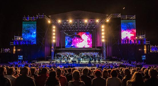 Macbeth a Elisabeth. Noc s operou výjimečně nabídne dvě open-air představení na Lochotíně. Lístky jsou ještě k zakoupení