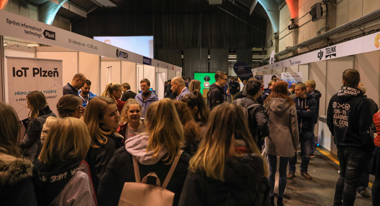 Festival Inovujeme Plzeň přilákal stovky studentů