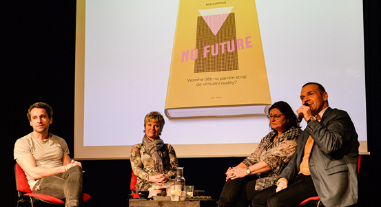 Má vůbec škola budoucnost? I o tom byla diskuze v Plzni