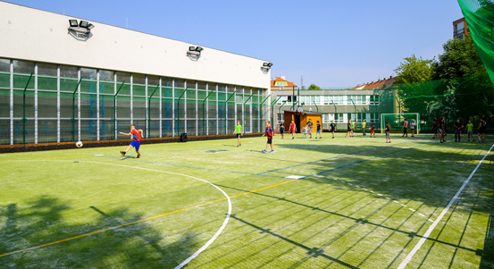 Plzeň podpoří pěti miliony korun opravu sportovišť svých základních škol