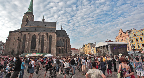 Mikrogranty pomohou k vydání knihy či k pořádání kulturních akcí