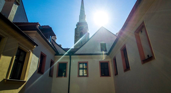 Zájemci mohou v sobotu objevovat Plzeňské dvorky