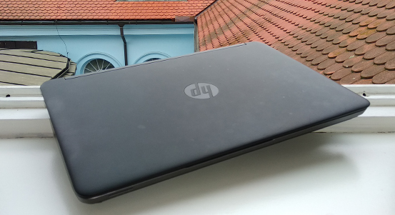 Notebooky putovaly k plzeňským rodinám