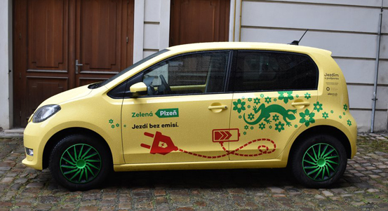 Plzeňský magistrát rozšířil svůj vozový park o první elektromobil