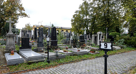 Lidé mohou využít k zařízení pohřbu Správu hřbitovů a krematoria města Plzně