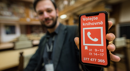 Zavolejte, vyzývá Studijní a vědecká knihovna Plzeňského kraje