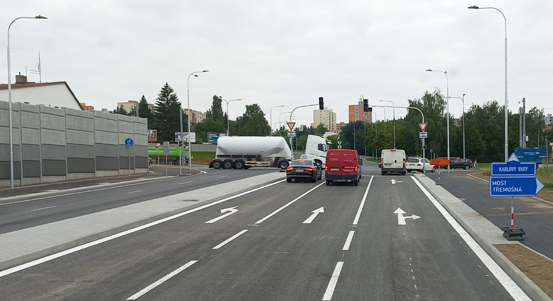 Křižovatky v Plzni na Lochotíně budou řídit nejmodernější technologie, umělá inteligence pozná i počet lidí na přechodu