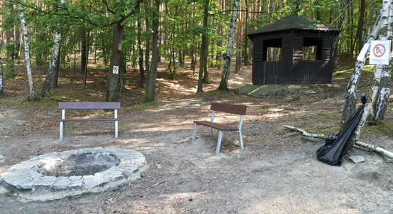 Lidé mohou v letních měsících využít veřejná ohniště