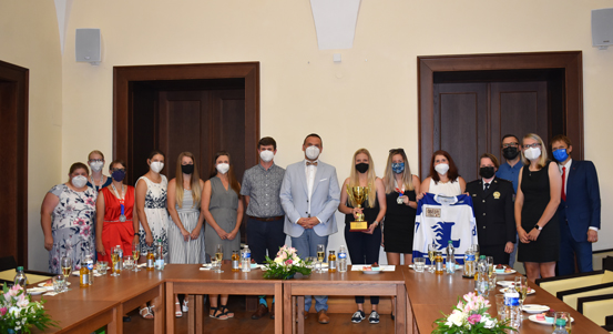 Plzeňské hokejbalistky vybojovaly stříbrné medaile v Lize žen