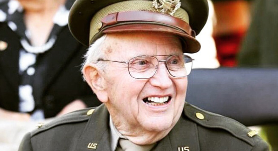 Ve věku 99 let zemřel americký veterán Marion Kirkham