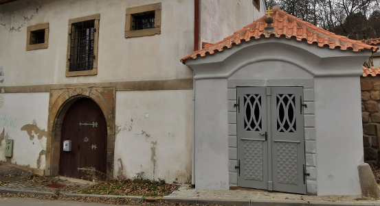 Barokní kaple svatého Cyrila a Metoděje na Roudné prošla opravou