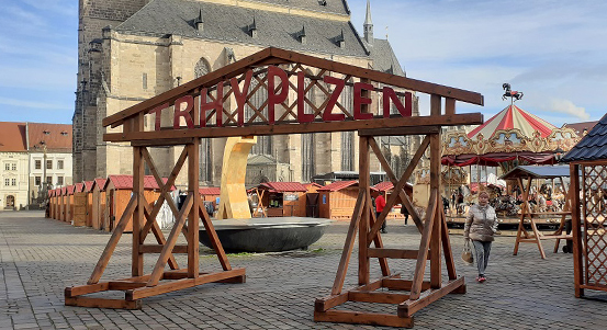 Plzeň očekává příjezd svatého Martina. Na náměstí Republiky zazní o víkendu živá hudba