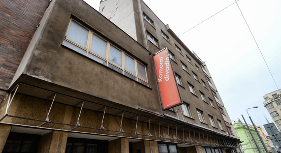 Komorní divadlo i bývalé sídlo KV KSČ. Plzeň prodá blok budov v centru města