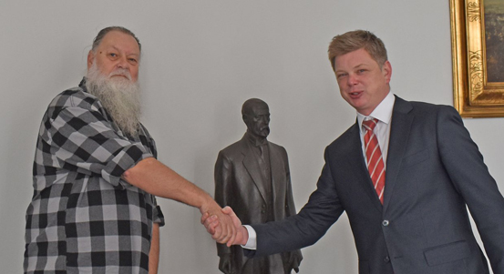 Stavební zákon, ale i Jiráskovo náměstí či kanalizaci v Koterově řešili primátor a starosta druhého městského obvodu