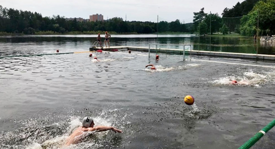 Centrum vodního póla u Seneckého rybníka otevře mezinárodní turnaj