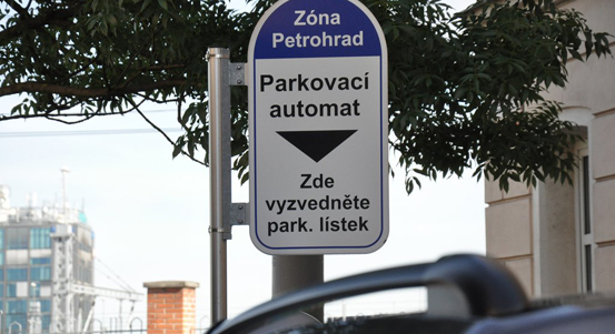 Plzeň rozšiřuje zóny placeného stání. Zvýhodňuje rezidenty