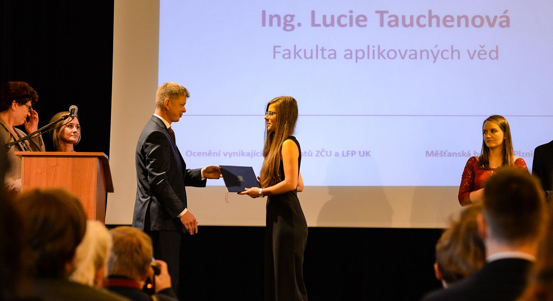 Mimořádná stipendia města, kraje a rektora získali plzeňští studenti vysokých škol