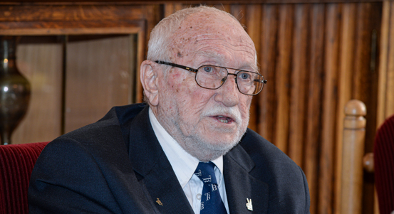 Profesor Zdeněk Mraček bude mít čestný hrob