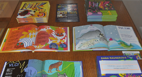 Dana Raunerová vystavuje v plzeňské radnici