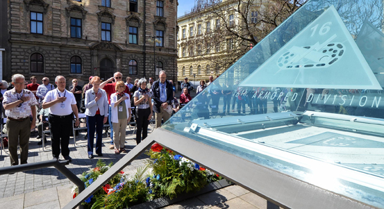 Slavnosti svobody zahájily pietní akty, promluvili při nich potomci veteránů