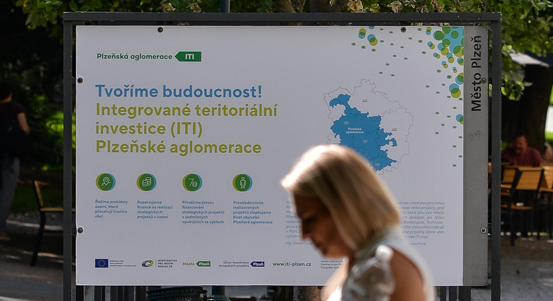 Jak Integrované teritoriální investice rozvíjí Plzeňskou aglomeraci, představí venkovní výstava ve Smetanových sadech