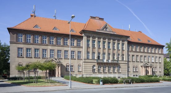 Dvě výstavy představí dědictví i současnou podobu architektury plzeňských škol