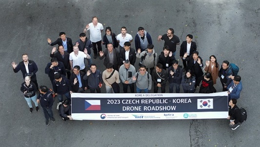 Za plzeňskými dronaři přijela obchodní delegace z Jižní Koreje