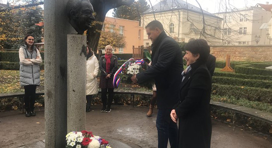 Plzeň si připomněla 105. výročí narození Miroslava Horníčka