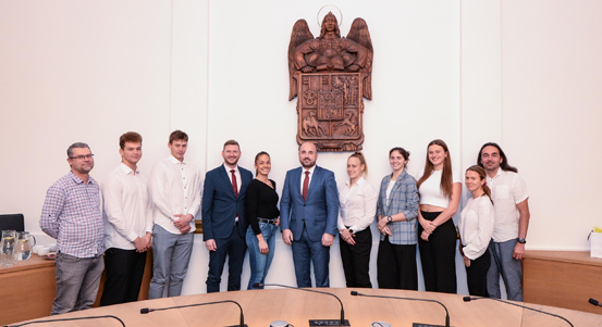 Úspěšné plzeňské atlety přijal primátor Roman Zarzycký a radní Tomáš Morávek