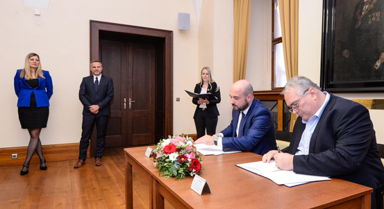 Kasárna Slovany se promění v městskou čtvrť, Plzeň uzavřela memorandum o spolupráci s investorem